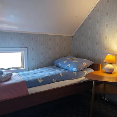 Holiday home Traditional Arctic Sorlenangen